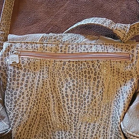 Vintage Alentino crossbody handbag - Picture 9 of 11